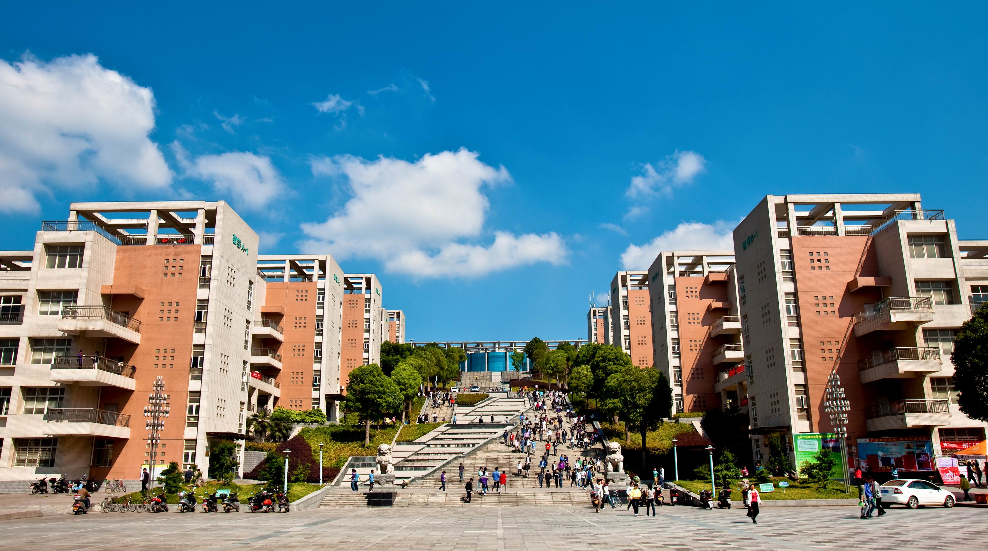 校园风光-荆楚理工学院